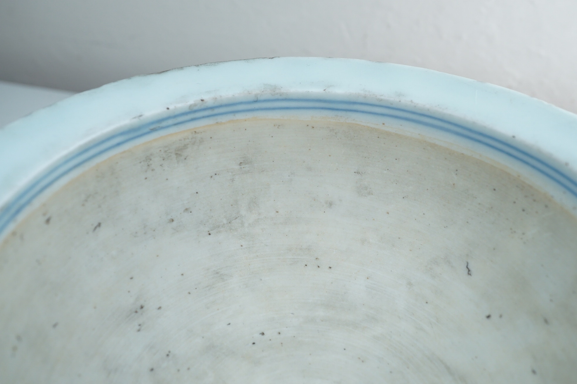 A Chinese blue and white ‘dragon’ dice bowl, Xuande mark, probably late Qing dynasty